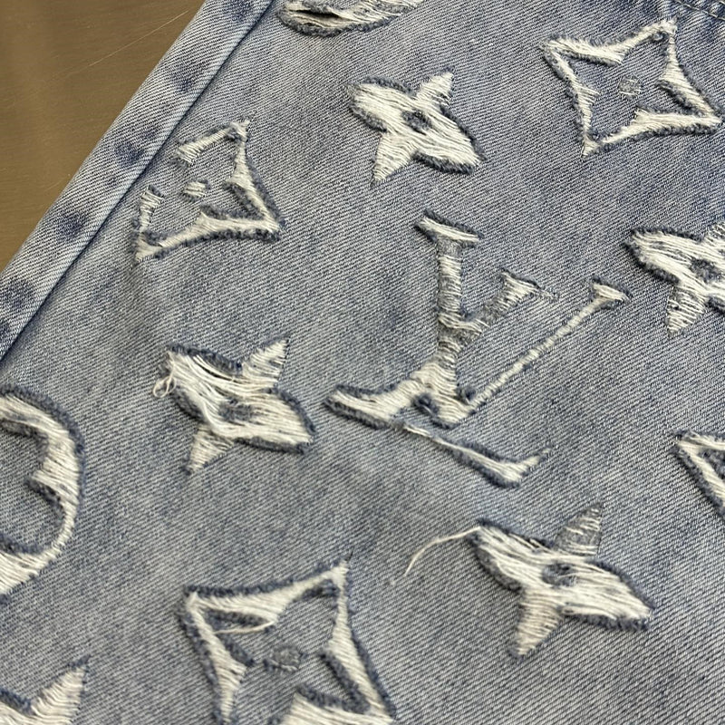 LV