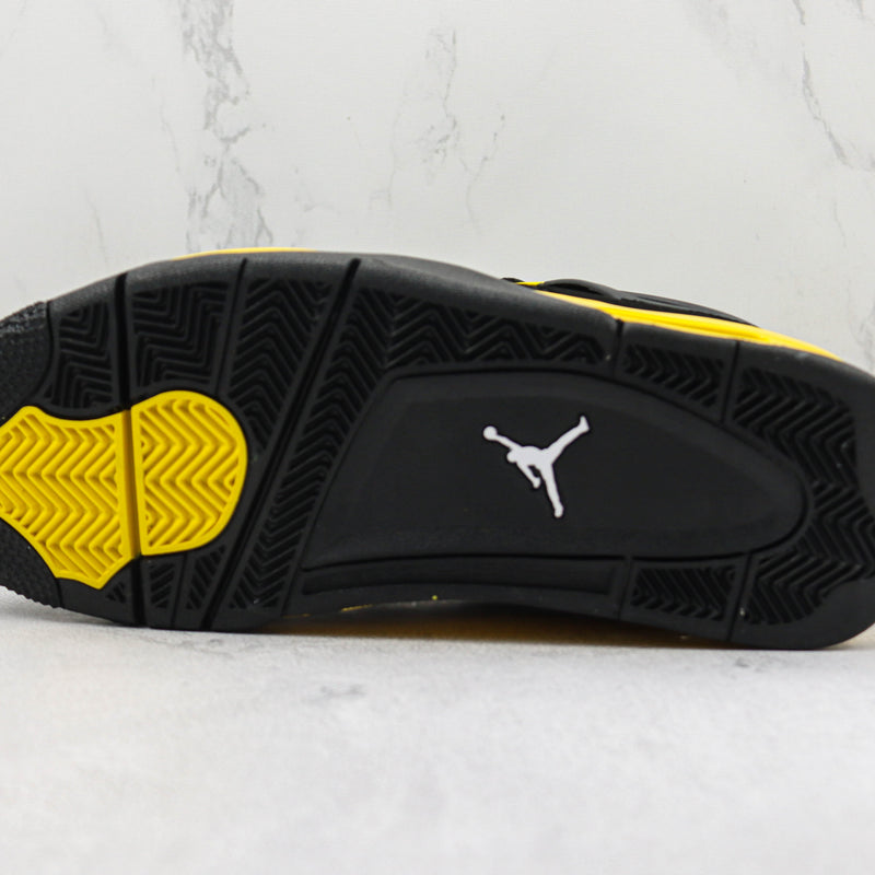 Air Jordan 4