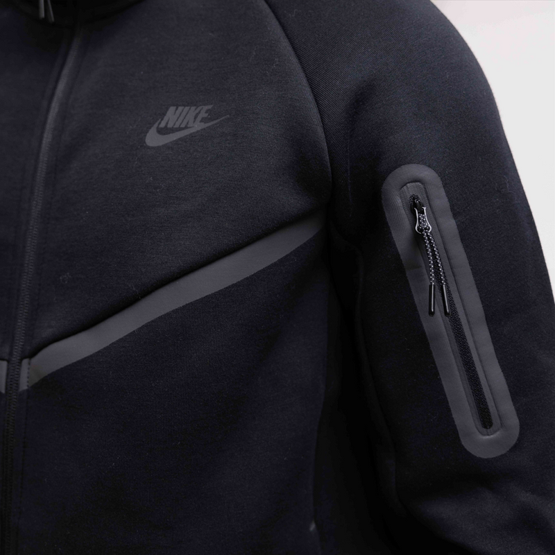 Tech Fleece