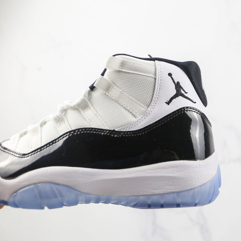 Air Jordan 11