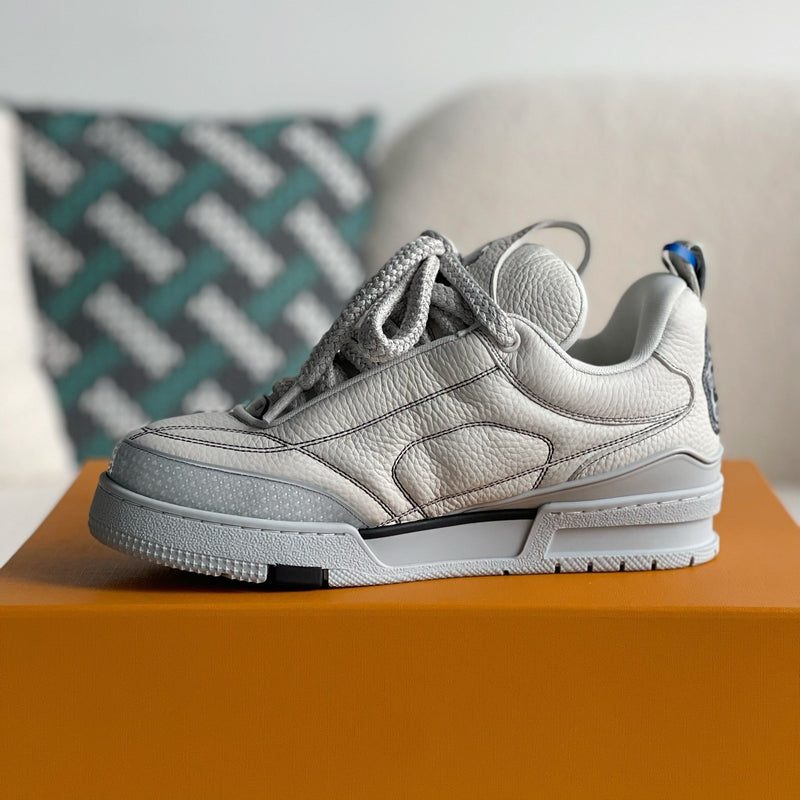 LV