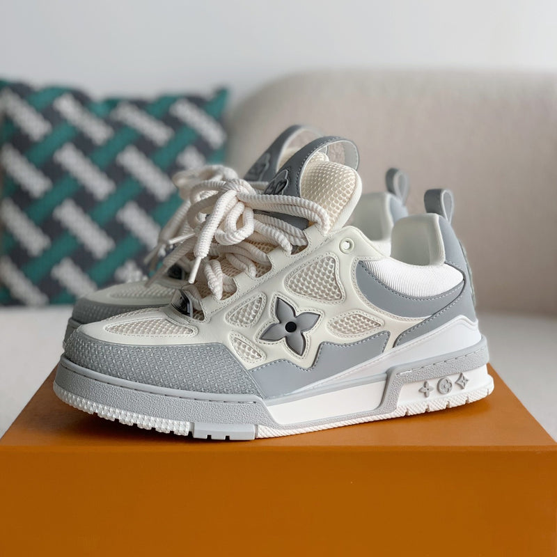 LV