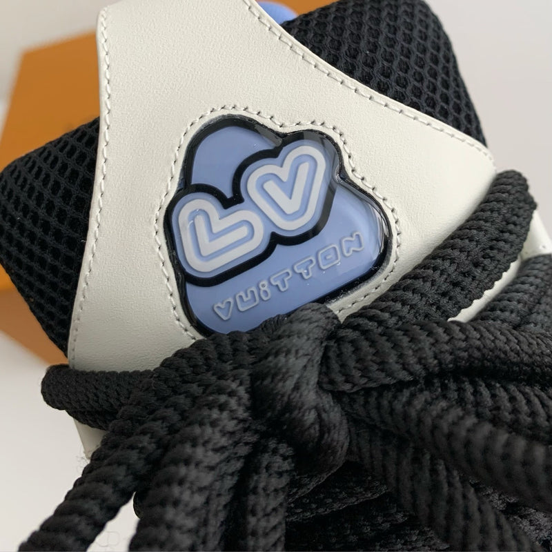 LV