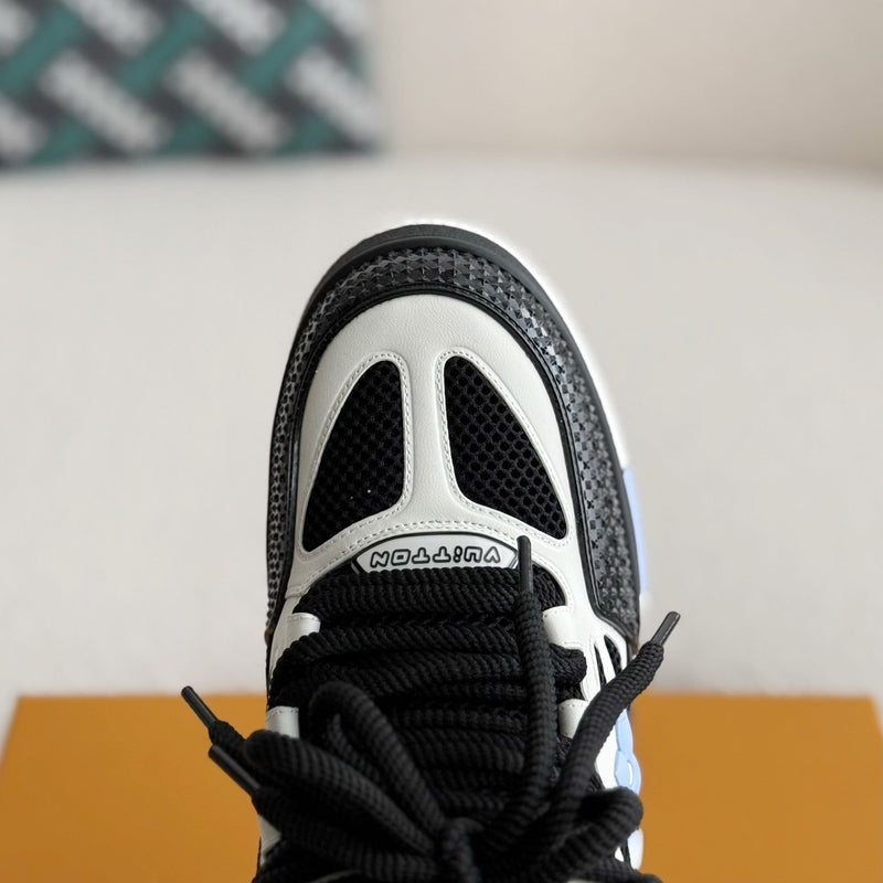 LV