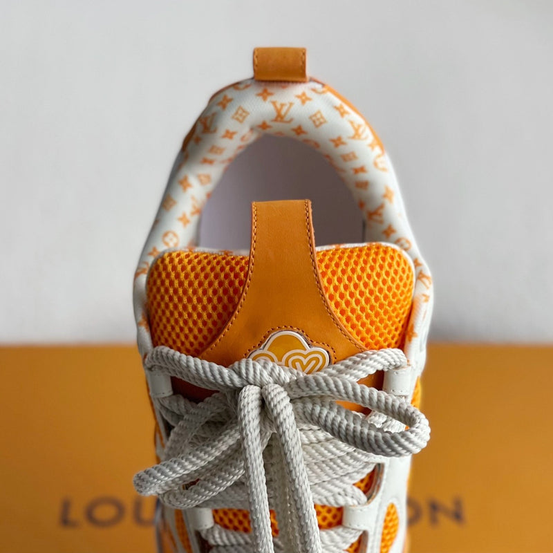LV