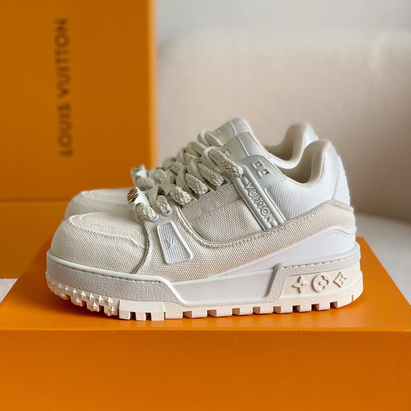 LV