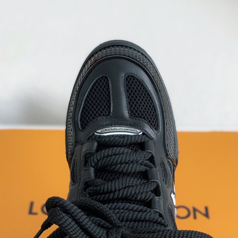 LV