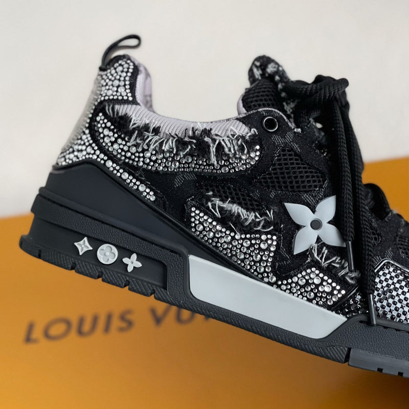 LV