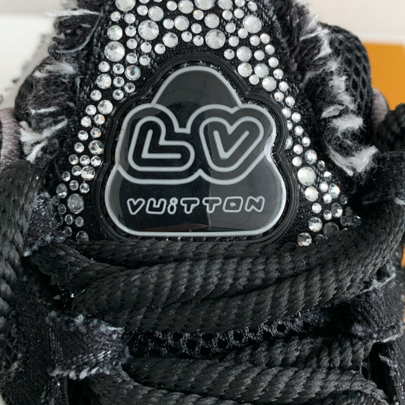 LV