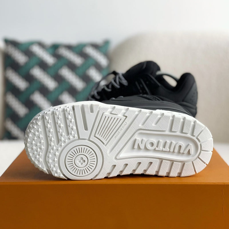 LV