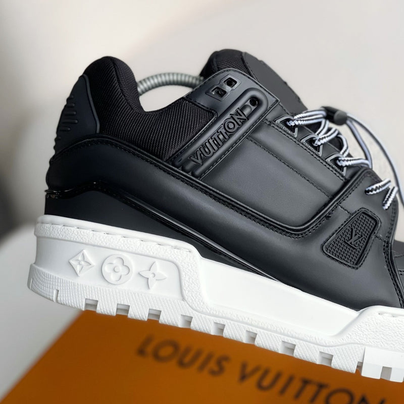 LV