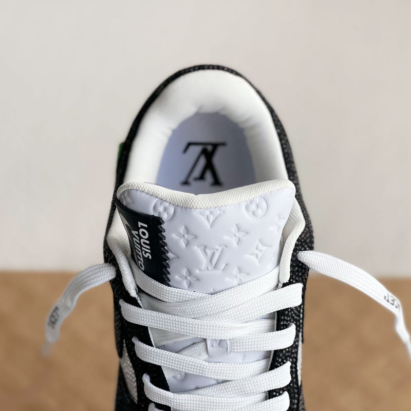 LV